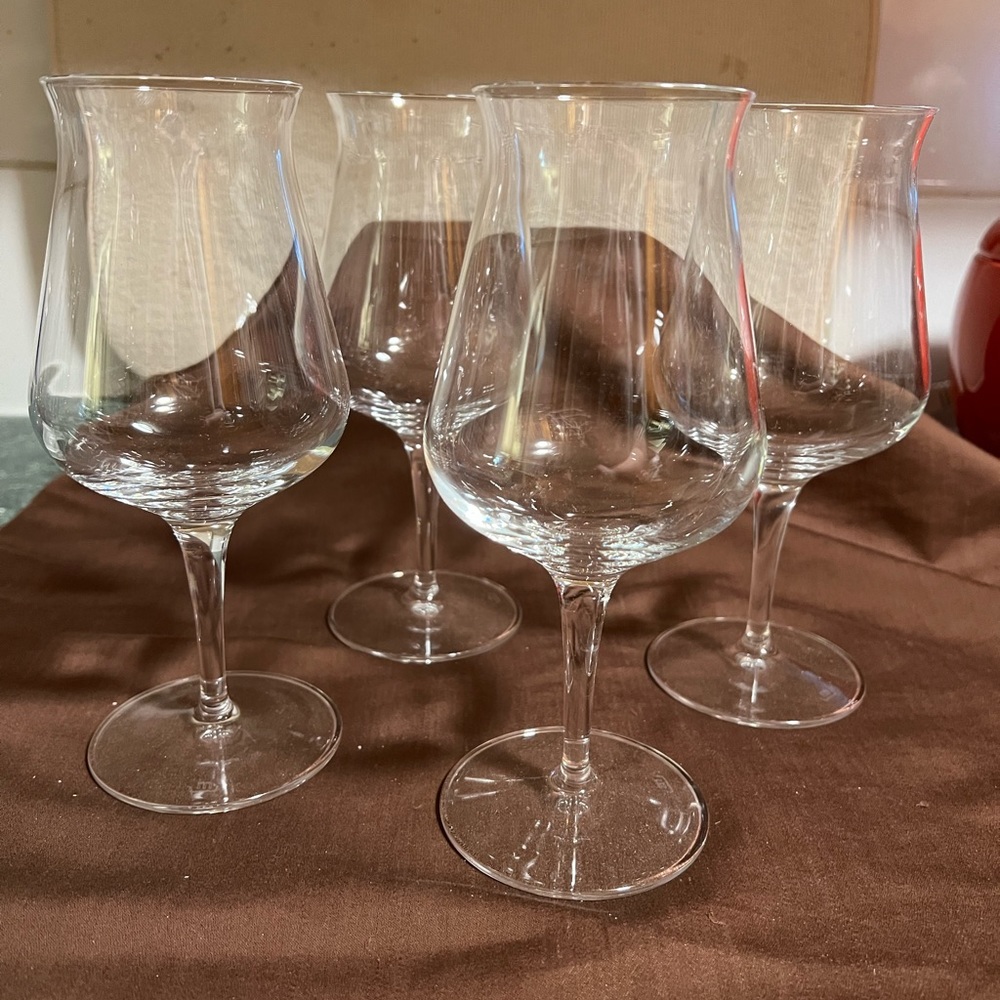 Brand New - Never Used - Four Beautiful Beer Glasses